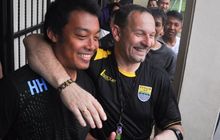 Hamka Hamzah dan Dejan Antonic Saling Goda di Bali