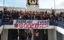 PSPS Riau Vs PSS Sleman - Duel Kreativitas Terjadi di Tribun Penonton Kedua Tim