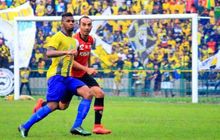 Persegres Cetak Empat Gol, Patrick da Silva Sumbang 'Hat-trick'