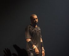 Kanye West Diserang Fan Manchester United Gara-gara Hal Ini