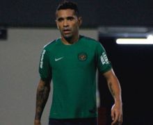 Boros Demi Keluarga, Tradisi Unik Alberto Goncalves setelah Cetak Gol