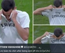 Detik-detik Pemain Real Madrid Robek Bajunya Setelah Diusir dari Lapangan