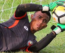 Sempat Bilang Tak Butuh Kiper, Persib Bandung Resmi Perkenalkan Penjaga Gawang Baru