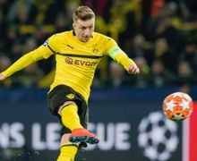 Sambil Kenyot Empeng dan Telanjang, Marco Reus Lakukan Bottle Cap Challenge