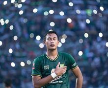 Dua Pemain Persebaya Surabaya Mengaku Grogi Jadi Model di Atas Catwalk