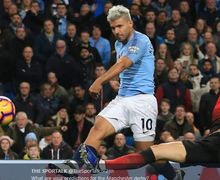 Ini Penjelasan Fans Manchester United Menagapa Membeli Jersey Aguero Jika Hanya Untuk Dirobek?