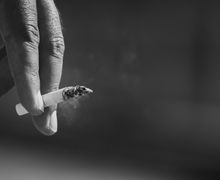 Punya Kebiasaan Merokok Begini Cara Membersihkan Paru Paru