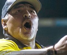 Diego Maradona Beri Bantahan Usai Disebut Sekarat Karena Alzheimer