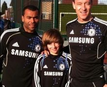 Penggemar Chelsea Dibuat Tertawa dengan Foto Masa Lalu Pemain Mudanya