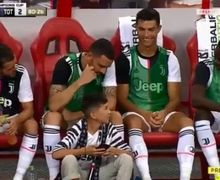 Momen Cristiano Ronaldo Sambut Hangat Penyusup Cilik Fan Juventus