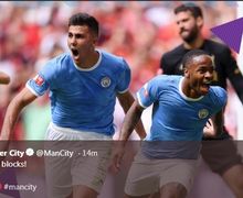 Video - Momen Raheem Sterling Berikan Jersey Manchester City pada Fan Liverpool di Laga Community Shield