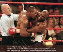 Tantang Mike Tyson, Evander Holyfield Minta Bantuan Mantan Juara Dunia
