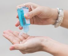 Jangan Asal! Penggunaan Hand Sanitizer Bagi Perokok Ternyata Bisa Berbahaya