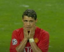 VIDEO - Momen Ketika Luis Nani Diamuk Karena Curi Gol Cristiano Ronaldo, Disebut Tidak Benar!