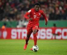 Alphonso Davies Alami Cedera, Bayern Munchen Pusing 7 Keliling!