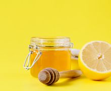 Cukup Rutin Konsumsi Campuran Air Lemon dan Madu, Kamu Bakal Alami 4 Hal Mengejutkan Ini