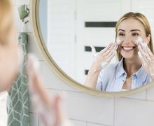 Jangan Sembarangan, Ini Tips Pilih Sabun Muka yang Benar Berdasarkan Jenis Kulit