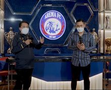 Arema FC Rilis Jersey Terbaru, Pekat Membiru Nuansa Sejarah Bersatu!