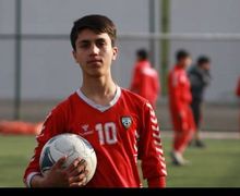 Gara-gara Taliban, Pemain Sepak Bola Jatuh dari Pesawat dan Tewas