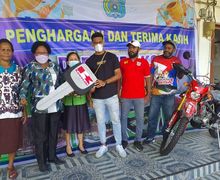 Hadiah Sepeda Motor untuk Pahlawan Indonesia dari Papua, Ricky Kambuaya!