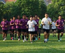 SEA Games 2021 - Lapangan Vietnam Bikin Pelatih Piala Dunia Ngamuk!