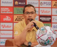 Arema FC Vs Persebaya -  Aji Santoso: Siapkan Mental Kalian Lawan Singo Edan!