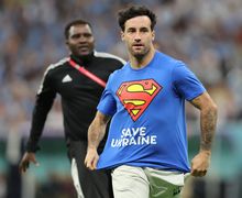 Profil Kontroversial Mario Ferri, Pria Pembawa Bendera 'Pelangi' di Laga Portugal Vs Uruguay Piala Dunia 2022