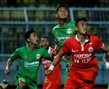 Cerita Bek Tangguh Persija Jakarta dan Semangat Pantang Menyerah