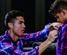 Bukan Untuk Teruskan Warisannya, Ini Alasan Ronaldo Didik Putranya dengan Keras