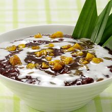 Menu Takjil Buka Puasa Sederhana, Manis Legitnya Bubur Ketan Hitam Gula Jagung Wajib Dirasakan