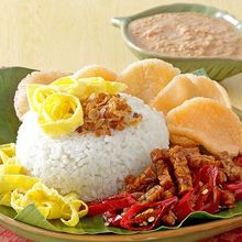 Resep Menu Sahur Praktis Nasi Uduk Rice Cooker, Dijamin Kenyang Sampai Buka Puasa!