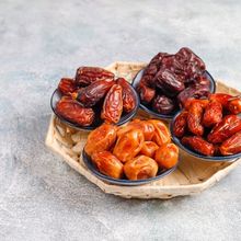 Gak Boleh Sembarangan Disimpan, Ini 7 Cara Tepat Menyimpan Kurma agar Tetap Segar dan Bergizi