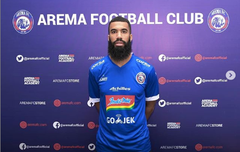 Dapat Sebutan Comvalion dari Aremania, Ini Tanggapan Sylvano Comvalius