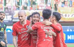 Hasil Liga 1 - Dua Tim Banyak Buang Peluang Emas, Persija Jakarta Tertahan di Markas Madura United