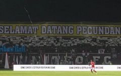 Northsideboys 12 Kawal Perjuangan Bali United di Markas Persela