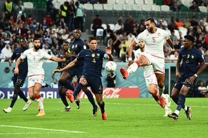 Piala Dunia 2022 - Prancis Takluk dari Tunisia, Bek Arsenal Ini Salahkan Keputusan Aneh Didier Deschamps