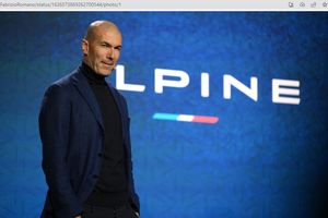 Zidane Respons Dingin ke Bayern Muenchen, Man United Justru Dapat Berkah