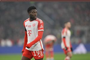 Alphonso Davies Tak Mau Perpanjang Kontrak dengan Bayern Muenchen, Real Madrid Semringah