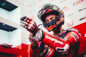 Pedro Acosta dan Marc Marquez Serupa Tapi Tak Sama, The Baby Alien Bak Angin Puyuh Sementara Anak Ajaib KTM Begini