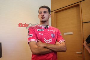 Akhirnya! Justin Hubner Masuk Starting XI Cerezo Lawan Grulla Morioka