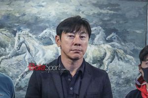 Curhat ke Media Korea, Shin Tae-yong Bingung Isi Pikiran Wasit Nasrullo Kabirov Saat Beri Penalti