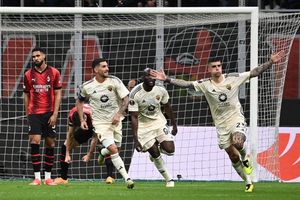 1 Permintaan Stefano Pioli kalau AC Milan Ingin Singkirkan AS Roma di Liga Europa