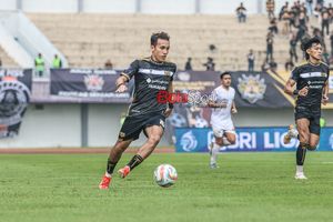 Klasemen Liga 1 - Dua Penalti Antar Arema FC Jauhi Zona Degradasi, Tiket Terahkir Championship Series Belum Bertuan