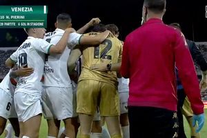 Venezia Sukses Pecundangi Palermo, Jay Idzes dkk Selangkah Lebih Dekat ke Serie A