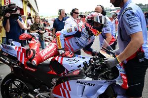 Marc Marquez Sedang Bangga, Murid Valentino Rossi Dibikin Ketar-ketir di MotoGP Italia 2024 Pakai Motor Tua