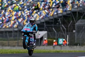 Hasil Moto3 San Marino 2024 - Diawali Crash 3 Pembalap, Jagoan Francesco Bagnaia Ngenes Finis Posisi Ini