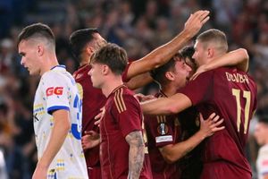 Hasil Liga Europa - Roma Cetak Kemenangan Pertama Berkat Gosok Voucher Penalti