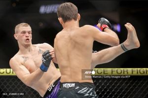 Hasil UFC 310 - Adu Mekanik Pemegang Rekor Suci Selesai di Tangan Juri, Rakhmonov Menang meski Dibikin Repot Ian Machado Garry