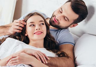 7 Alasan Kita Enggak Perlu Mengejar Cowok yang Enggak Suka pada Kita
