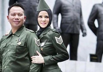 Alami Trauma Saat Masih Menjadi Istri dari Vicky Prasetyo, Angel Lelga Beberkan Sosok Laki-laki yang Kepergok Ada di Dalam Rumahnya Saat Digerebek Sang Mantan Suami Tengah Malam